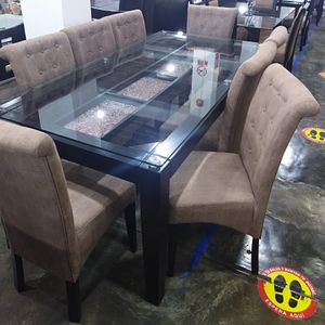 Juego de comedor Derek 8 Sillas